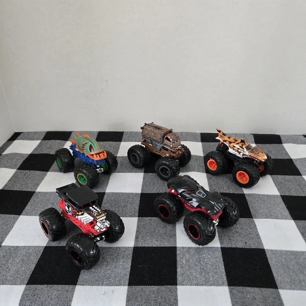 5 Hot Wheels Monster Truck Lot Chewbacca Piranha Darth Vader 1:64 Scale Die-Cast